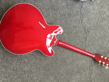 Doprava zadarmo Nové kvalitné červené duté telo jazz guitar bigsby gitara čiastočne duté jazz elektrická gitara