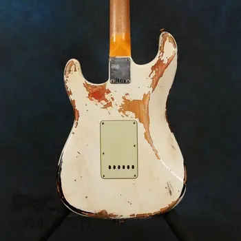 New vysoká kvalita elektrická gitara s bielym a sunburst farba , Čínskej továrne electri gitara , aby všetky druhy gitary